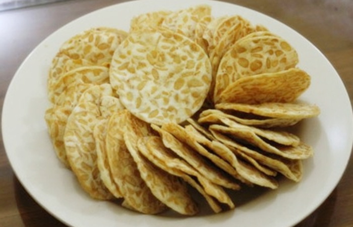 Manfaat Konsumsi Keripik Tempe untuk Kesehatan dan Energi