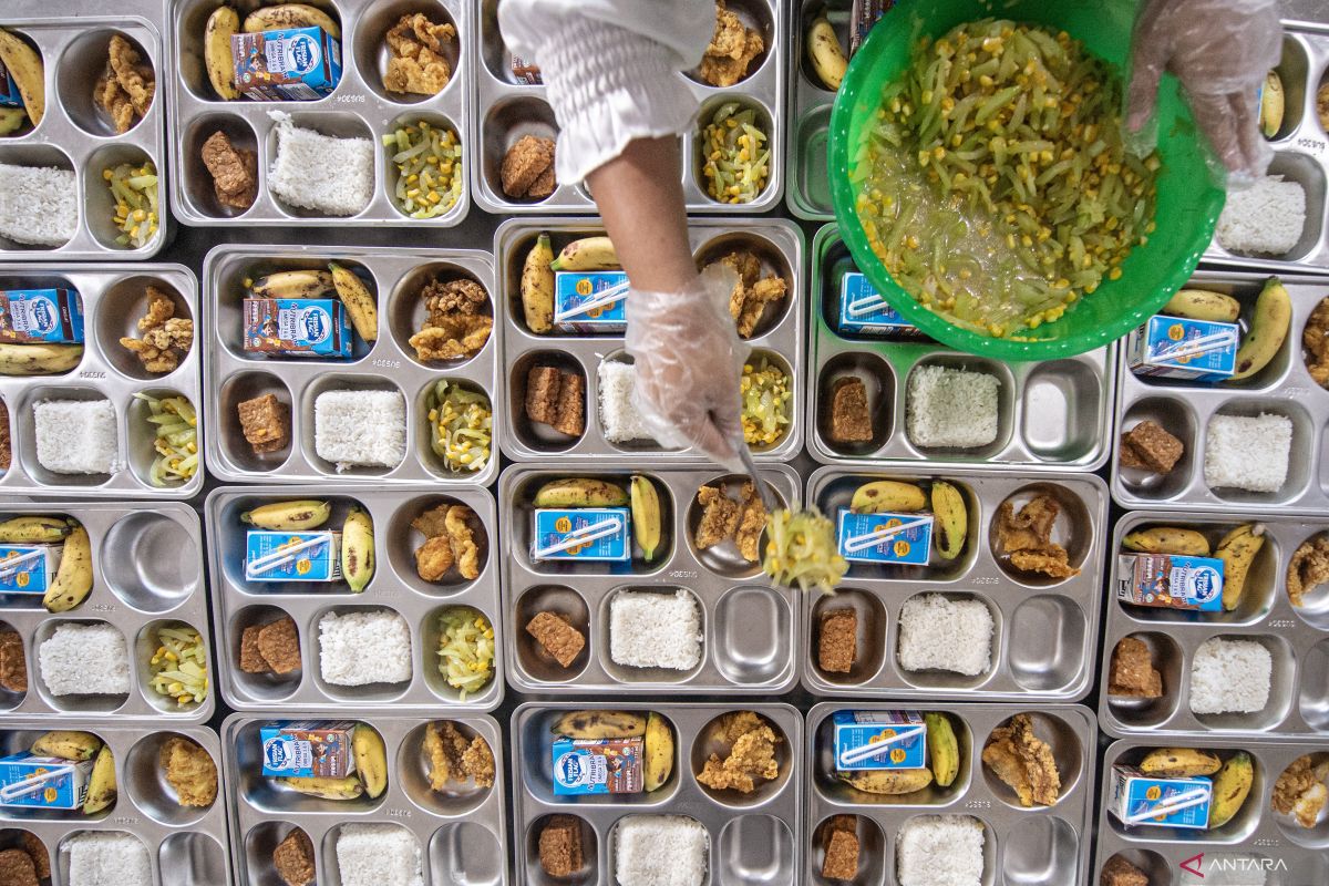 Monitoring Suhu Penyimpanan Sayuran di Dapur MBG