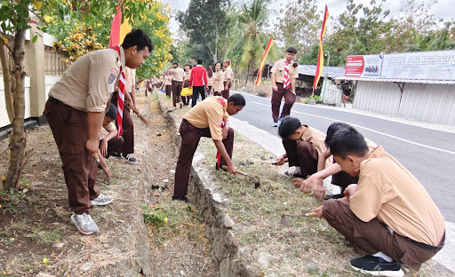Program cocomesh untuk kegiatan pramuka lingkungan
